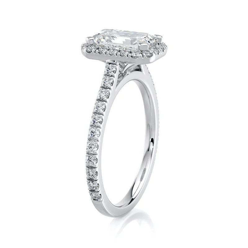 Evaan Lab Grown Diamond Halo Pave Ring– Emerald — Thumbnail 2