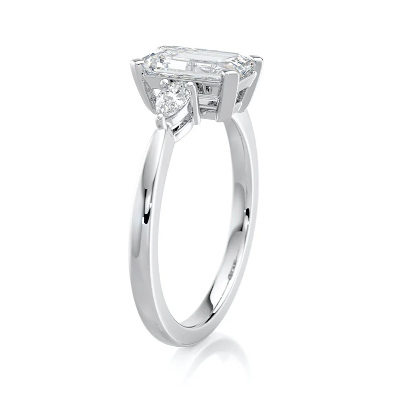 Evaan Lab Grown Diamond Three Stone Ring –Emerald — Thumbnail 5